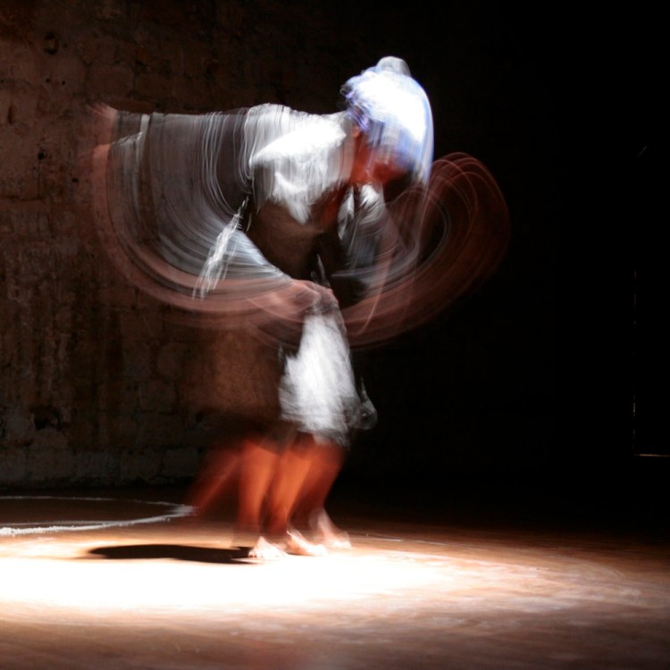Stravinsky Negre, Kala-Lobe Dance Company © AAPERTURA, 2013