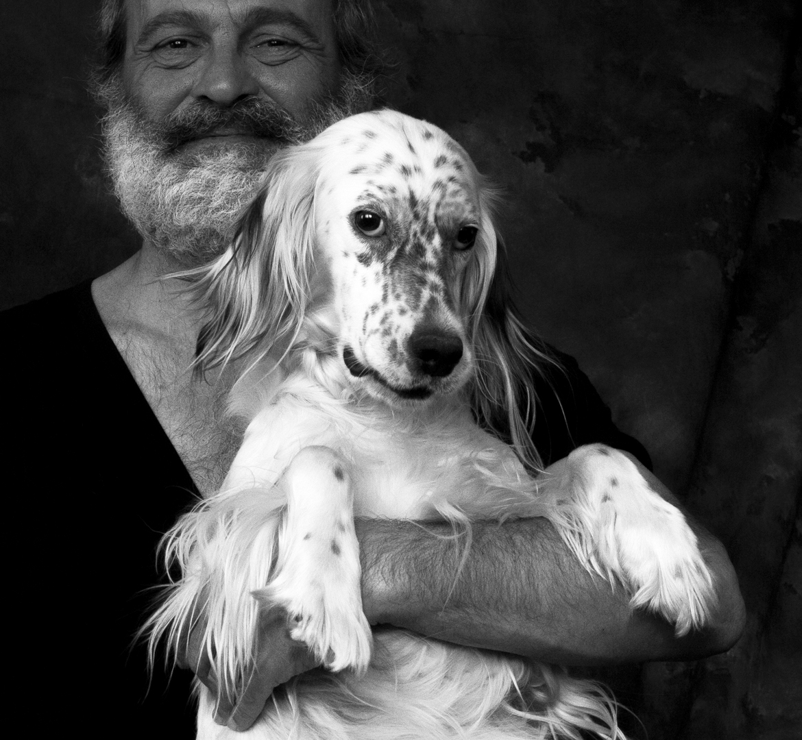 portrait noir et blanc de Lola, une setter anglaise noir et blanc