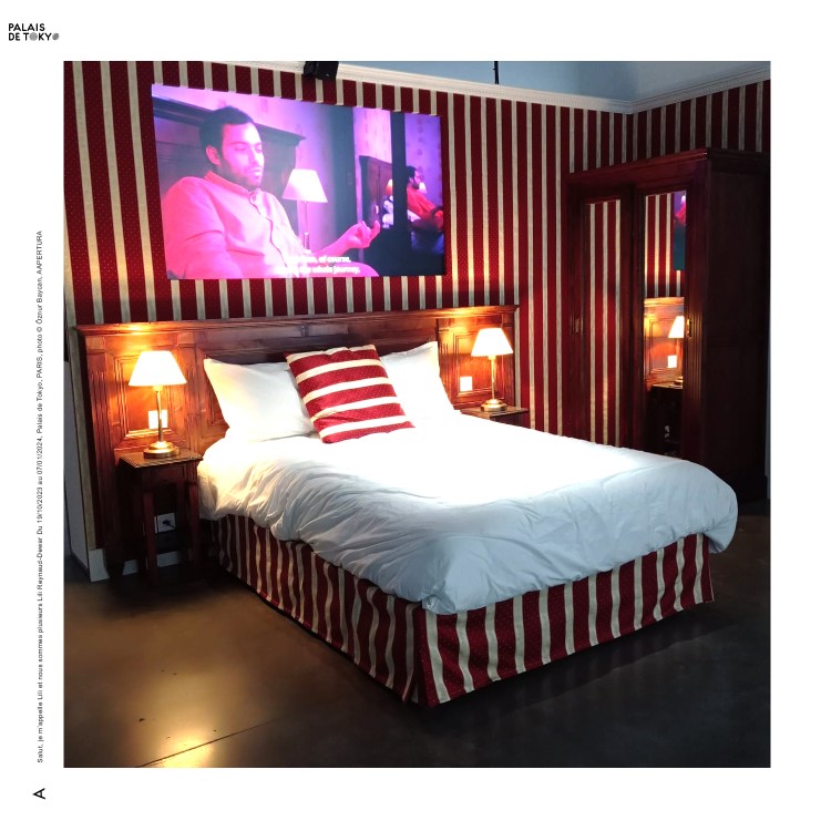 Salut, je m’appelle Lili et nous sommes plusieurs,Lili Reynaud-Dewar, photos © Oznur Baycan, 2023 AAPERTURA